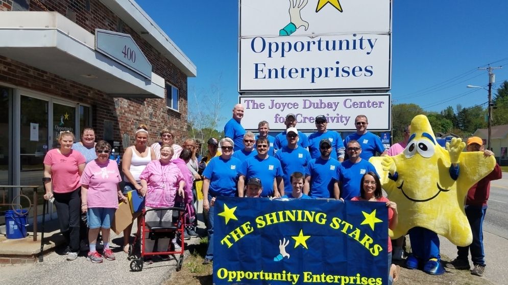 Lewiston Plant Holds Annual Car Wash in Support of the Maine Special